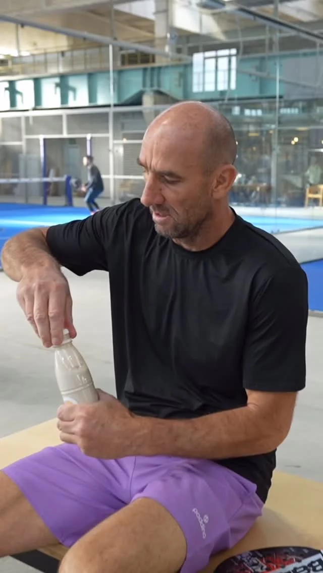 Zdravé a vyvážené jídlo 🥗 + pravidelný pohyb 🏃‍♀️
= lepší tělo, víc energie a hlavně skvělý pocit ze sebe. 

A Honza Koller o tom ví své ✨⚽️ a proto zvolil krabičky @myfoodly.cz