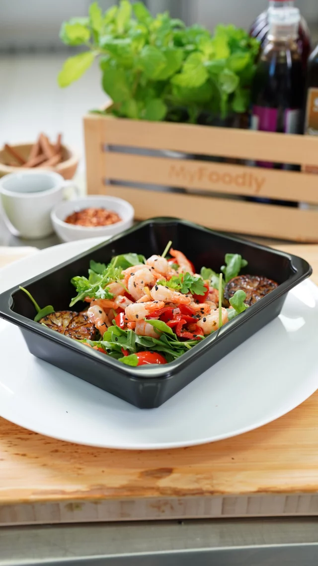 Ráno uvaříme a ve stejný den doručíme až k vašim dveřím. Na kvalitě a čerstvosti nám v MyFoodly záleží 💚👌🏼