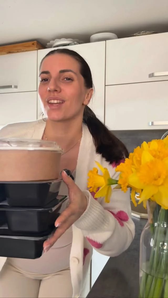 Chcete hubnout, ale nechcete držet dietu? MyFoodly váš kalorický deficit drží pod kontrolou. ✨ Vy jen jíte a my se za vás postaráme, aby to fungovalo. 🥗🫑🍑